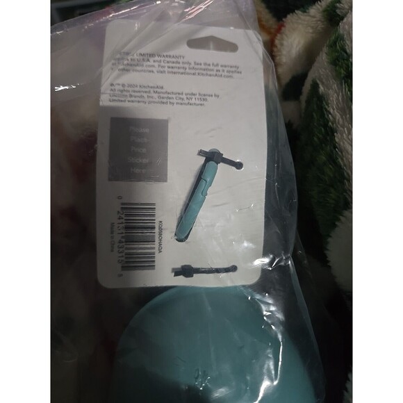 New Baking KitchenAid Measuring Cups Set Of 4 Aqua Sky Wet & dry ingredients - Picture 2 of 3